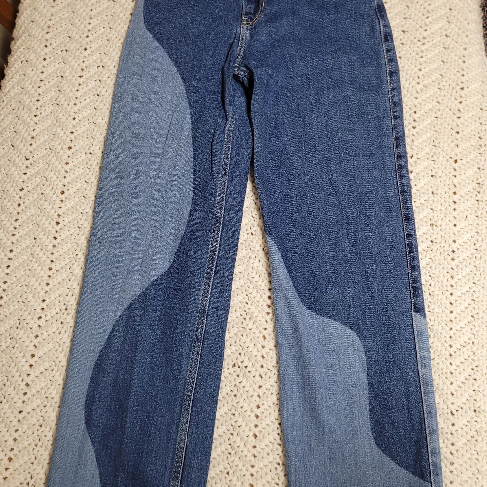 ❤️Hollister Ultra High Rise Dad Jean Wavy Colorblock W24 L31 - Picture 4 of 10